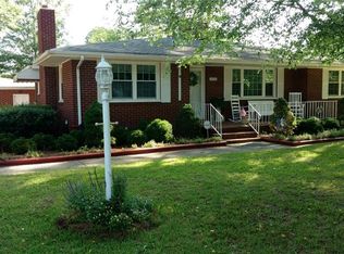 3920 Wedgewood Cir, Chesapeake, VA 23321