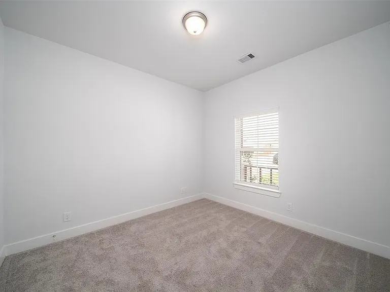 217 Catalina Cove Dr — Photo 11