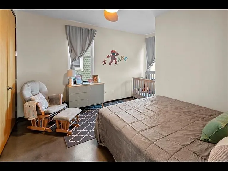 114 Ring St #2 — Photo 6