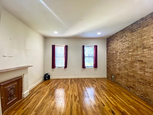 Rented by Compass | media 5