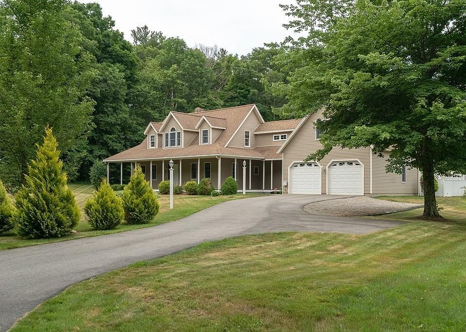 1st image of 464 Leadmine Rd