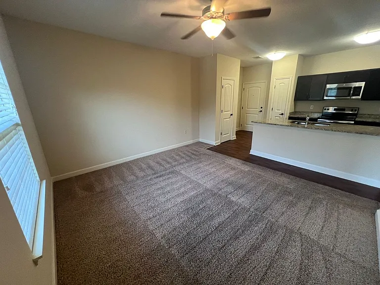 Anderson House Apartments — Photo 7