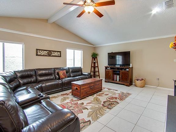 5th image of 4833 Highlands Place Dr
