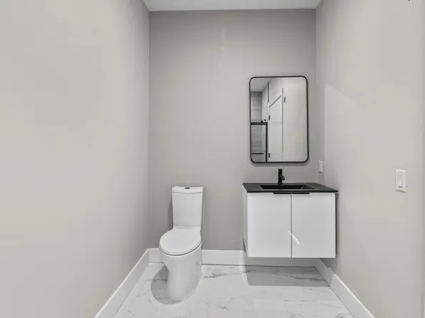 2021 Jones Road image 12 of 12