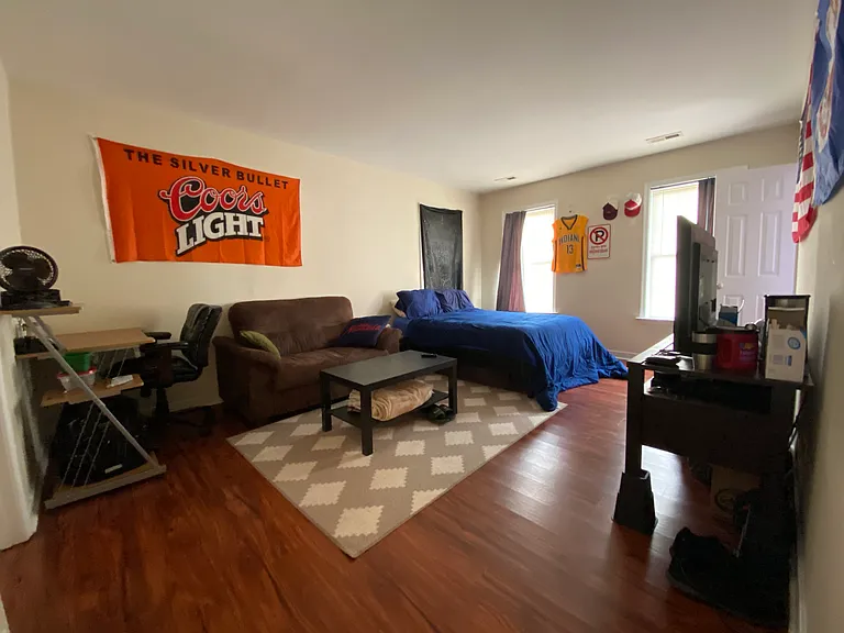 1608 Wallace St — Photo 19