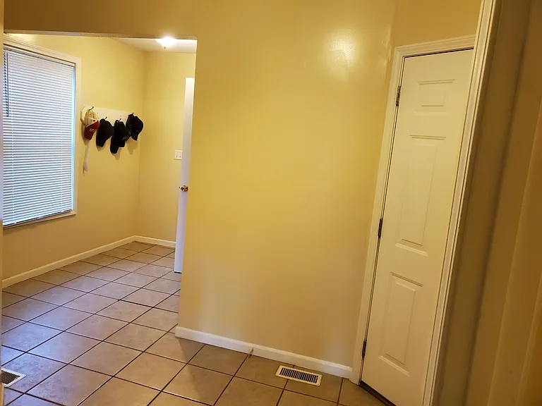 5330 Godas Cir — Photo 7