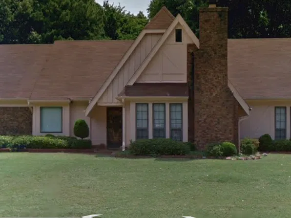 2956 Honey Tree Dr, Germantown, TN 38138