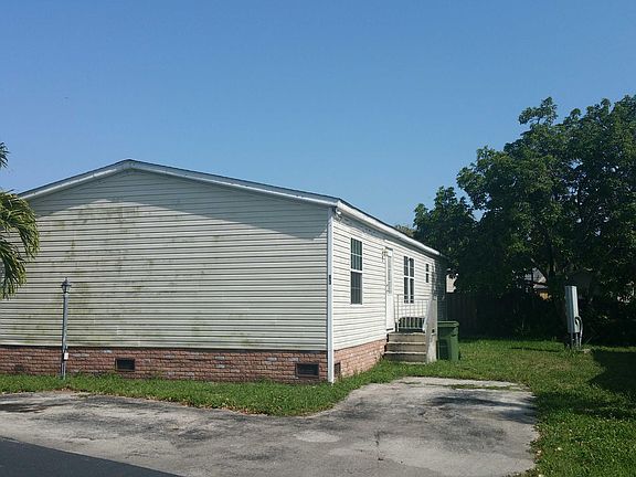 3rd image of 220 NE 12th Ave Lot 83