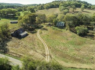 4824 Campbellsville Pike, Columbia, TN 38401