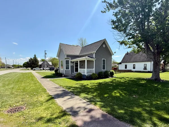 437 W Cravens St, Osgood, IN 47037