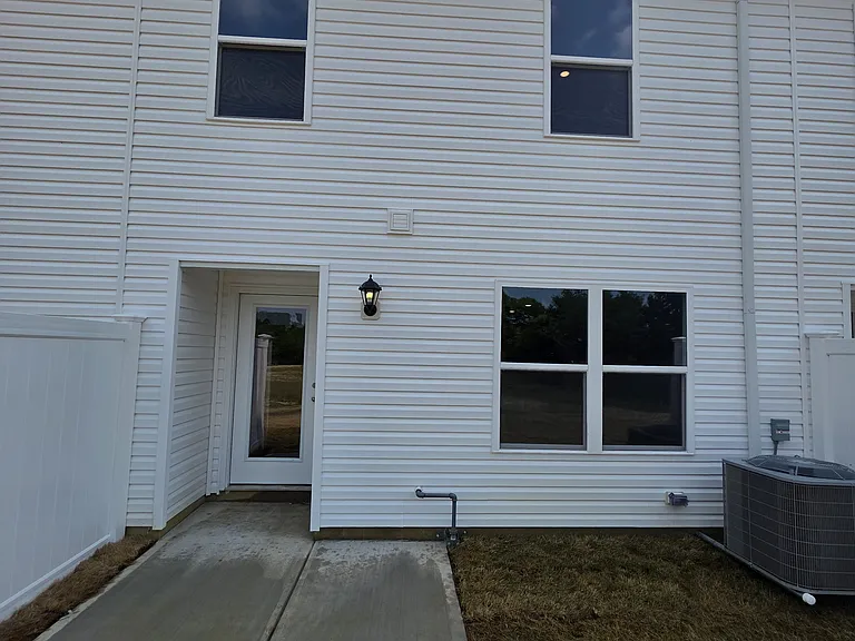 10331 Mae Ct — Photo 13