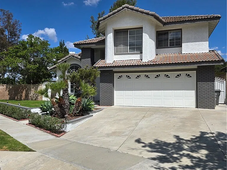 3461 Mountainside Dr — Photo 2