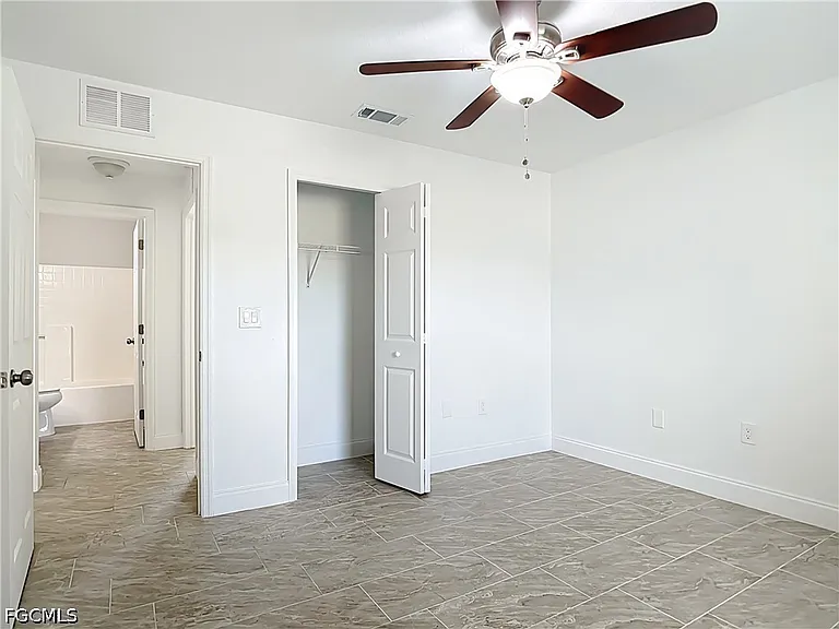 18522 Robinson Ave — Photo 15