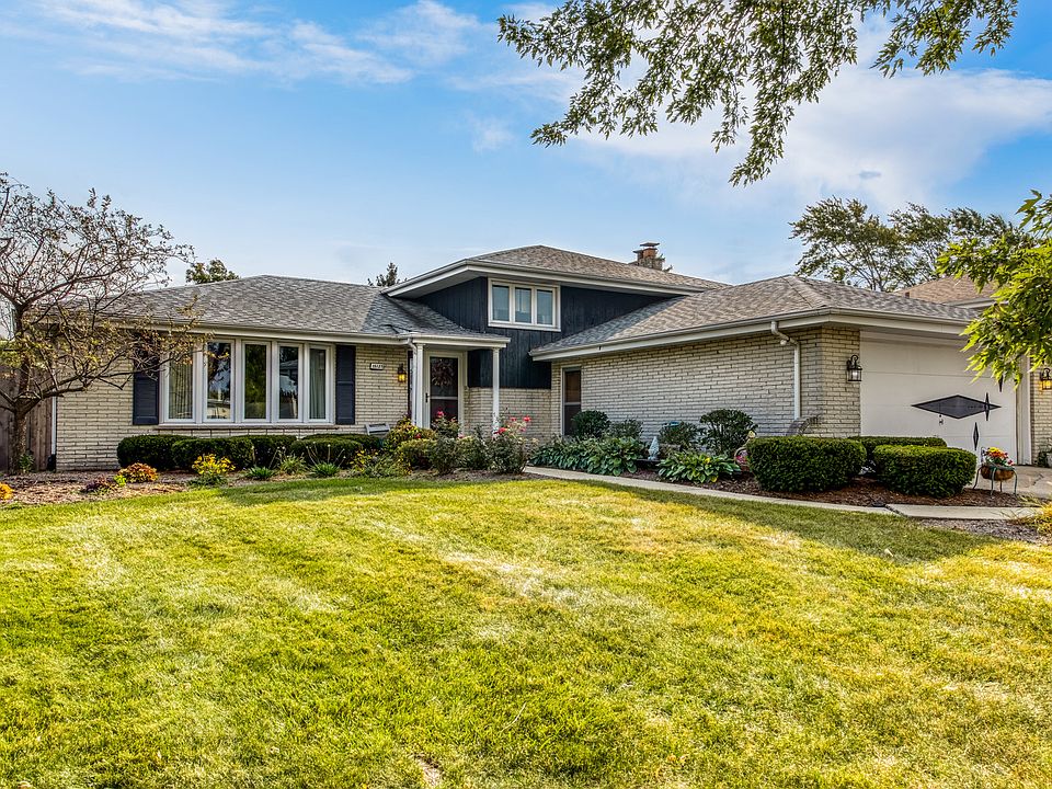 1st image of 15127 Hollyhock Ct