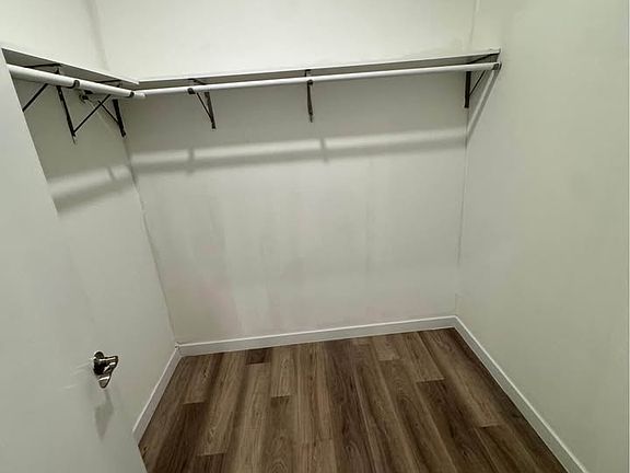 4th image of 449 E 18th St #1