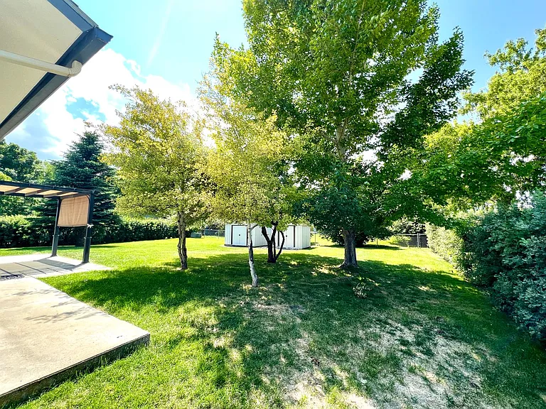 136 Fairway Dr — Photo 25