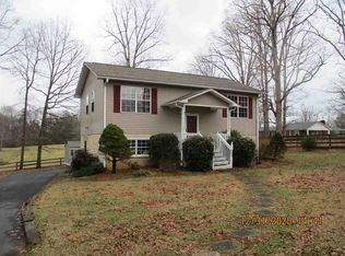 535 Redland Rd, Landrum, SC 29356