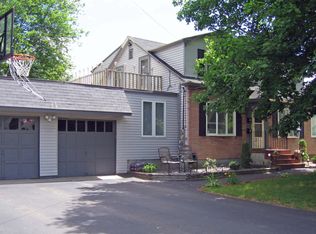 6 Roy St, Nashua, NH 03060