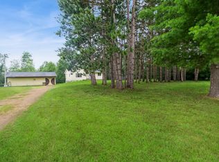 21090 Sycamore St NW, Oak Grove, MN 55011