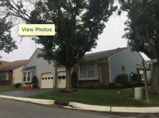2A Patrick Henry Ct, Monroe Township, NJ 08831