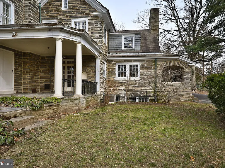 6610 Wissahickon Ave #SW — Photo 22