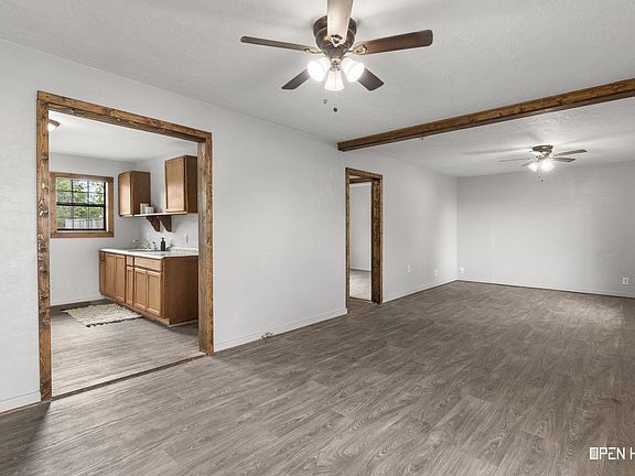 4th image of 2809 Colquit Rd