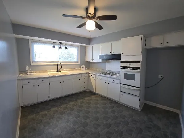 (undisclosed Address), Chicago Heights, IL 60411