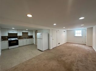 75 Hammond Ln, Centereach, NY 11720
