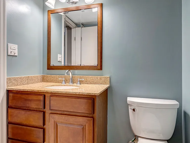 6717 Reynard Dr — Photo 39