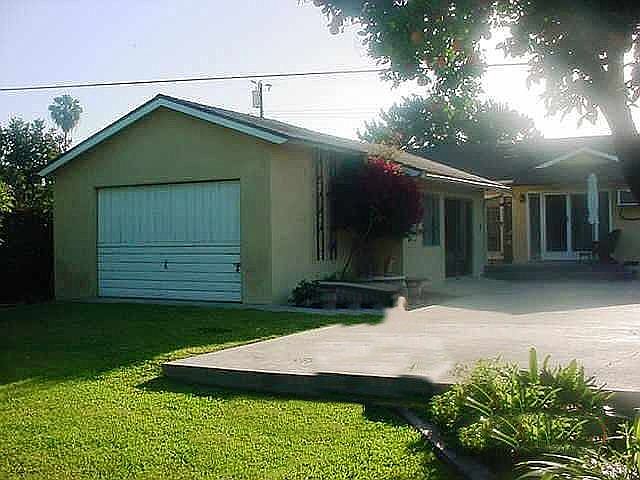 2nd image of 4913 Willmonte Ave