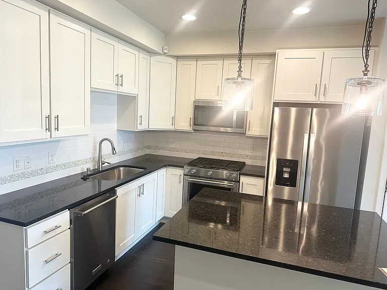3541 NE 146th Pl — Photo 3