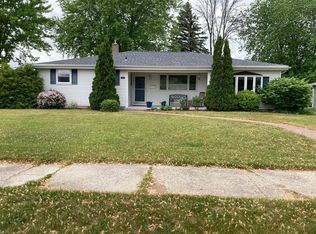 1529 Clark St, Algoma, WI 54201