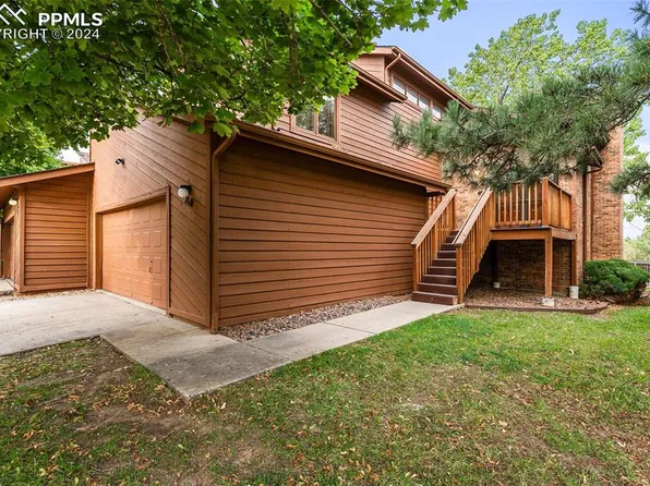 210 Youngfield Dr, Lakewood, CO 80228