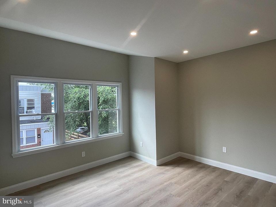 Front bedroom