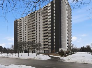 2055 Upper Middle Rd #407, Burlington, ON L7P3P4