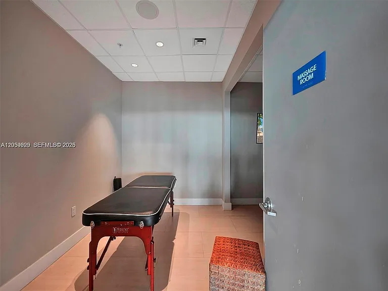 601 NE 36th St #2507 — Photo 32