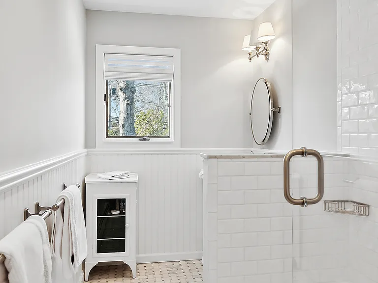 635 Water Mill Towd Rd — Photo 8