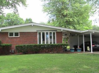 833 Amherst Dr, East Alton, IL