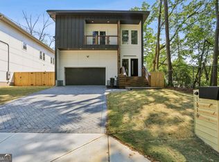 1318 Pine Ave, East Pt, GA