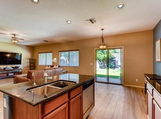 2518 E Mine Creek Rd, Phoenix, AZ 85024