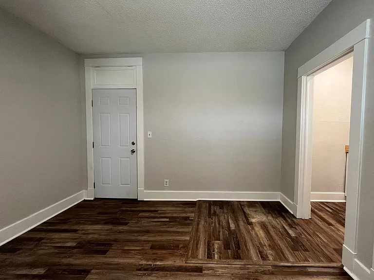 1010 W Boone Ave — Photo 13