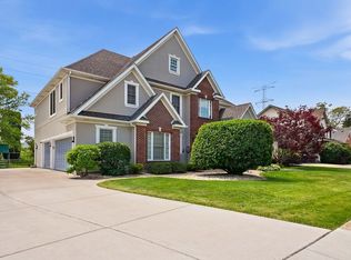 22W133 Glenrise Ct, Glen Ellyn, IL 60137