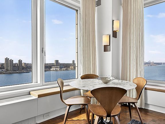 5th image of 240 Riverside Blvd APT 27A