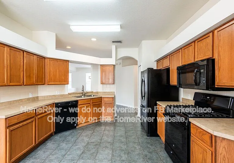 11116 Rodeo Ln — Photo 3