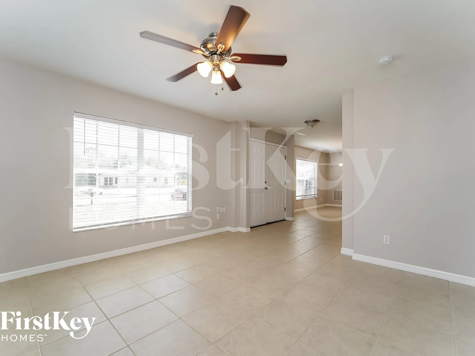 4 bed, 2.5 bath, 2196 sqft, $2,535 — Photo 2
