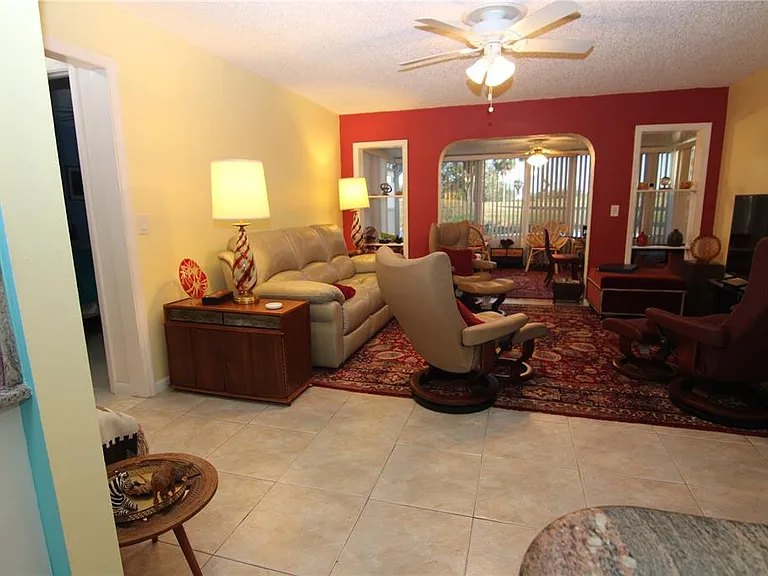 1207 Lakehouse Ct #1207 — Photo 6