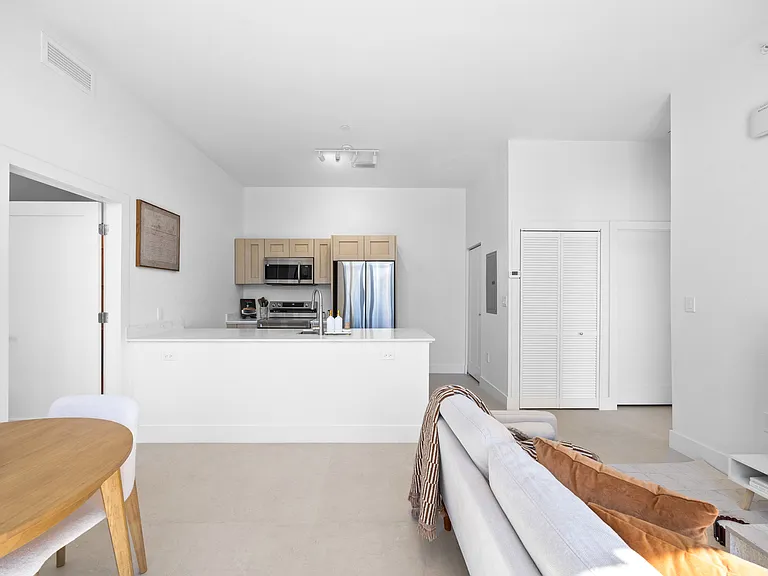 Cauley Residences by Trion Living — Photo 17