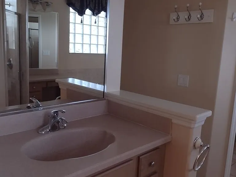 592 Dowling Cir — Photo 34