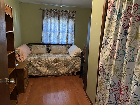 5th image of 1707 Avenue D