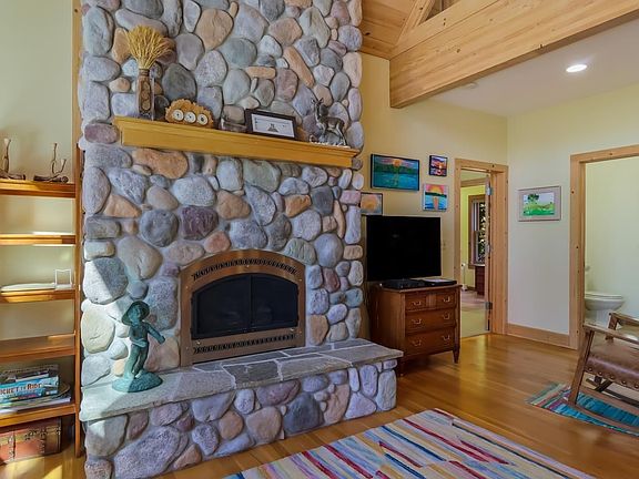 3rd image of 3134 SE Torch Lake Dr